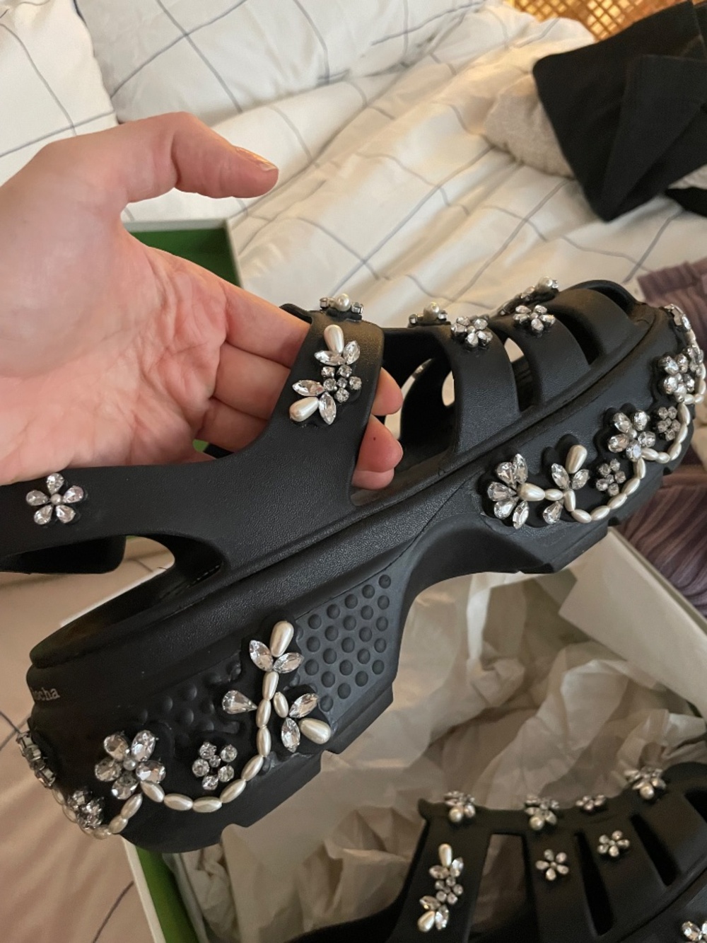 Simone Rocha Fisherman Crocs - Picture 4 of 7